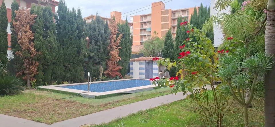EXPECTACULAR CHALET INDEPENDIENTE 2º LINEA MUCHAVISTA