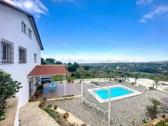 Chalet 5 habitaciones 288m² en venta - Costa del Sol - foto 4