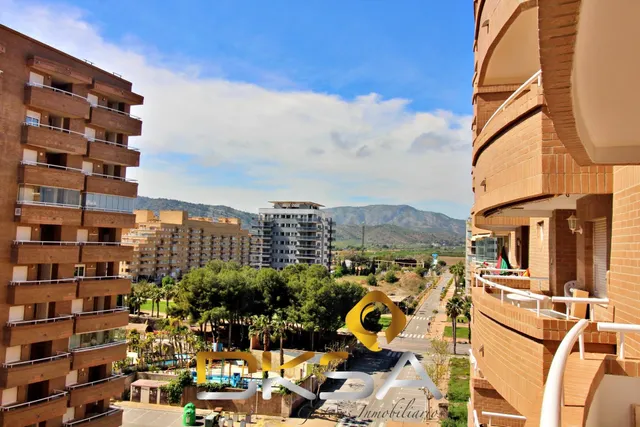 Apartamento en 1ª línea de mar lateral, Magic World, Oropesa - foto 2