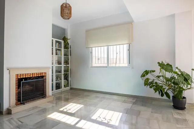 Vivienda adosada reformada, amplia y lista para entrar a vivir — 8