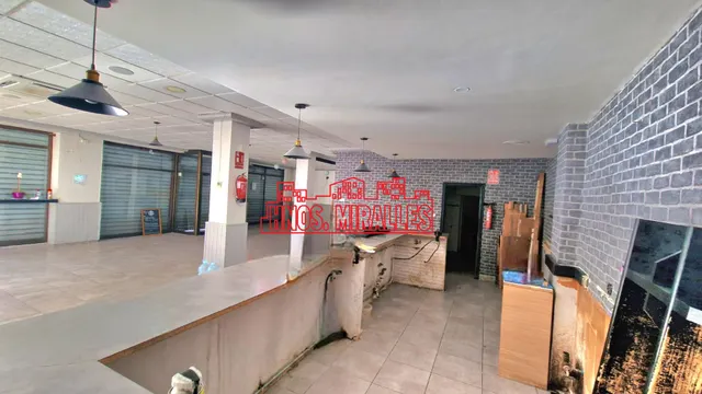 ¡¡ INTERESANTE BAR CAFÉ SOLO DE ALQUILER PARA MONTARLO A TU GUSTO EN FRENTE DE COLEGIOS !!. — 7