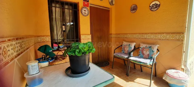 CASA A CUATRO VIENTOS EN CASTELLBISBAL - foto 3