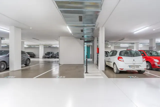 Parking 11m² en alquiler - Centro — 6