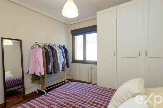 Piso en venta en avenida torrelavega, Oviedo – amplitud y ubicación — 12