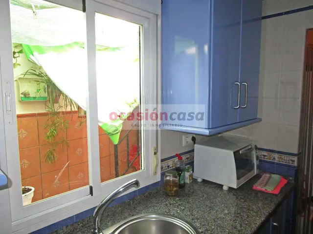 ¡GRAN CASA EN LA BARRIADA DE SANTA CRUZ! — 10