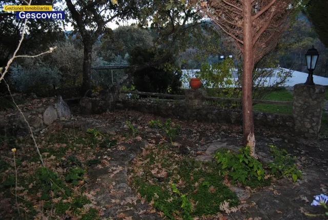 HERMOSO COMPLEJO DE APARTAMENTOS RURALES CON PARCELA, PISCINA, TERRAZAS Y JARDINES — 29
