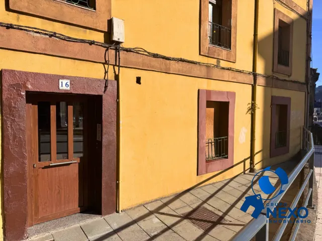 Oportunidad de inversión | vivienda para reformar en el centro de Langreo — 7