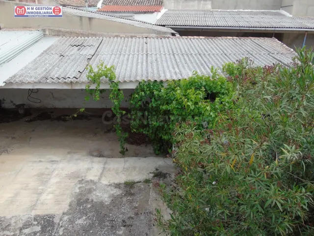SOLAR + VIVIENDA CON DOS ALTURAS EN ZONA MUY CÉNTRICA DE ALC - foto 3