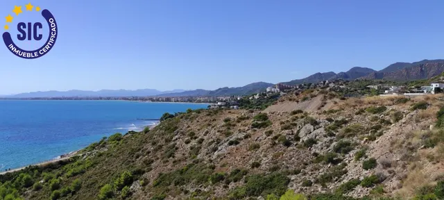 Parcela urbana con espectaculares vistas al mar — 17