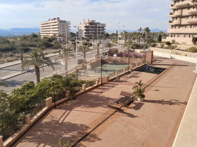 MAGNIFICO PISO ARENALES DEL SOL — 3