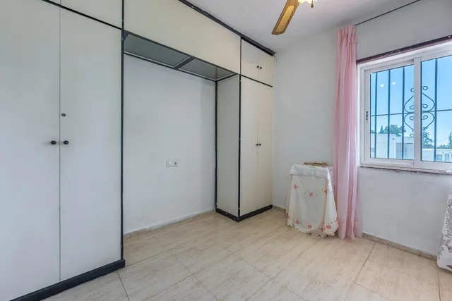 ¡Oportunidad en Doña Pilar! Piso de 2 dormitorios con piscina, jardines, parking y pista de tenis — 14