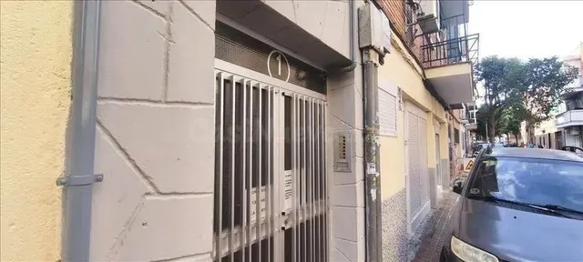 SE VENDE piso OKUPADO en C Rio Arauca 1 de Madrid - foto 3