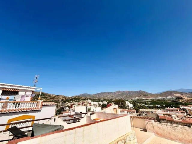 Encantadora Casa Reformada en el Corazón del Casco Histórico de Salobreña — 31