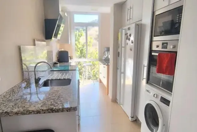 AMPLIA Y LUMINOSA VIVIENDA A 5 MINUTOS DE LA PLAYA EN CALAHONDA — 12