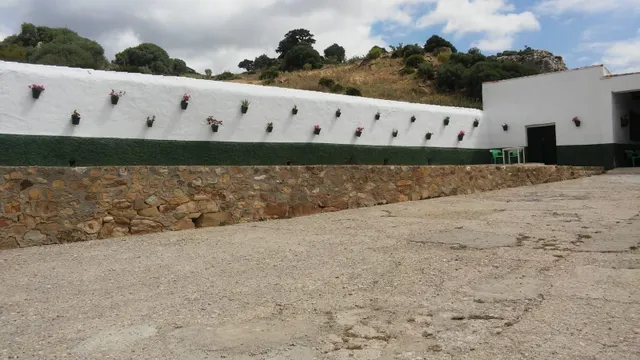 Impresionante finca edificable cerca de Málaga — 7
