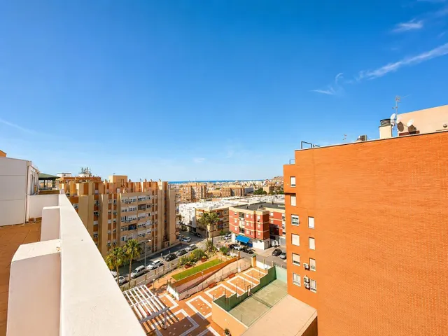 Impresionante ático en alquiler — 22