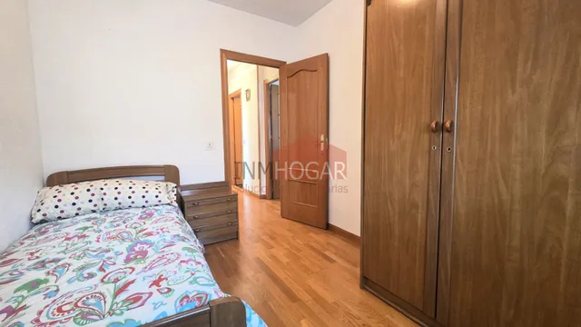 Piso en venta en Ávila,  zona sur — 34