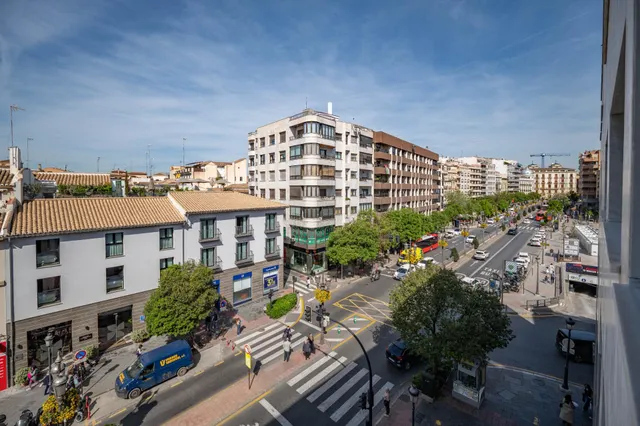 FUENTE DE LAS BATALLAS-PISO DE 197m2 EN EDIFICIO ZAIDA — 31
