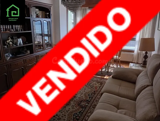 PISO CON VISTAS AL MAR CON GARAJE Y TRASTERO EN VILAGARCÍA D