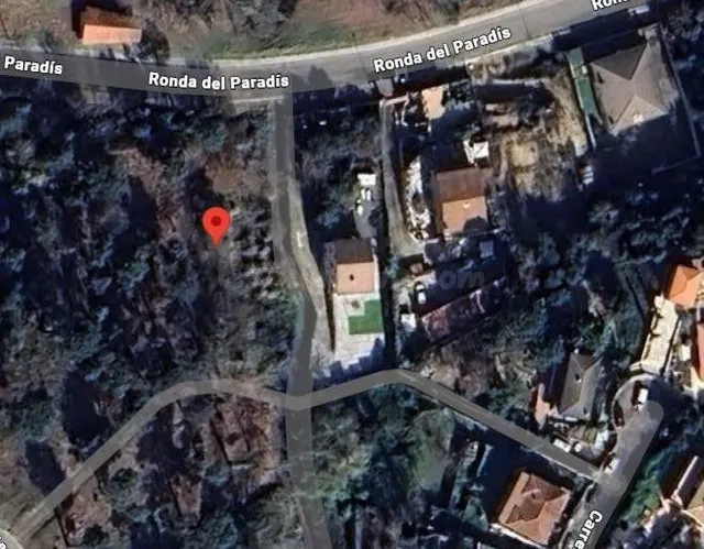 FANTÑSTICA PARCELA DE 1.302 M2 EN URB. PUIGVENTOS DE VIDRER