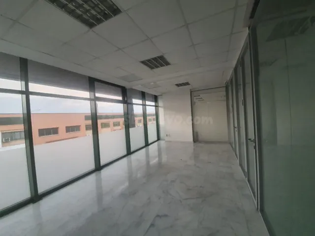 OFICINA DISPONIBLE ZONA SANTA JUSTA-AEROPUERTO