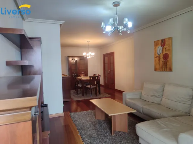 Alquilamos magnífico y amplio piso por temporadas cortas, ideal para estudiantes o empresarios. 400€ cada hbtc n mas gastos. — 19