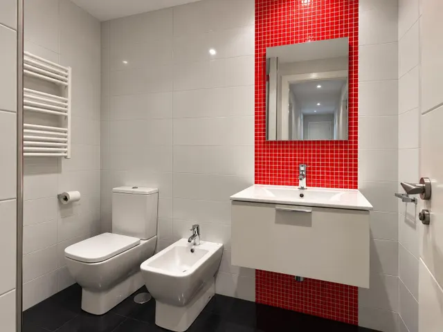 Alquiler fijo en san román, Santander – bajo con terraza, jardín y piscina comunitaria — 13