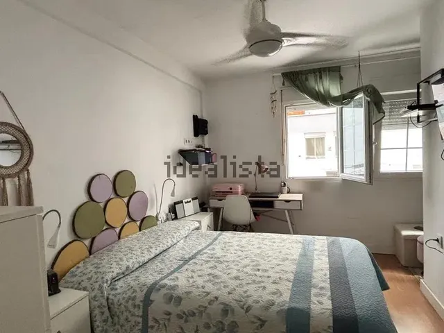 Luminoso y acogedor dúplex en una de las zonas más demandadas de Cádiz — 32