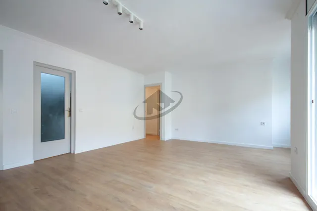 AMPLIA Y LUMINOSA VIVIENDA REFORMADA INTEGRAL CON BALCÓN Y ASCENSOR EN CERDANYOLA — 15