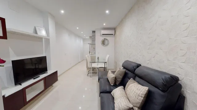 Oportunidad única: Local comercial adaptado a vivienda en Carlos III, Córdoba por 120.000€ — 10