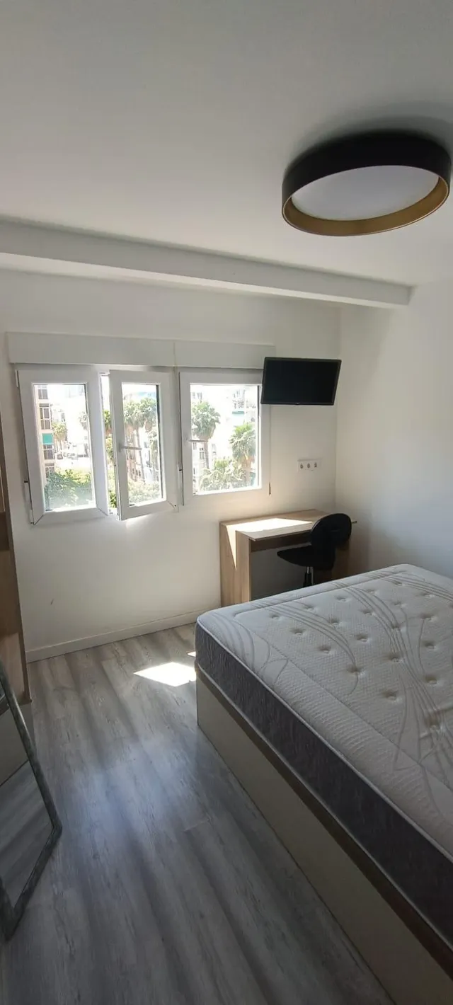 Piso 6 habitaciones 105m² en venta - Alipark — 24