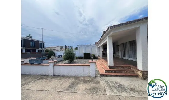 Casa de planta baja para reformar en Peni, con garaje, posib - foto 4