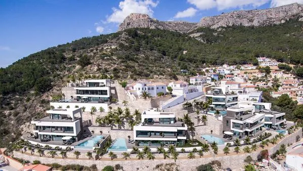 Villa de lujo de 4 dormitorios con piscina privada y espectaculares vistas al mar en Calpe — 6