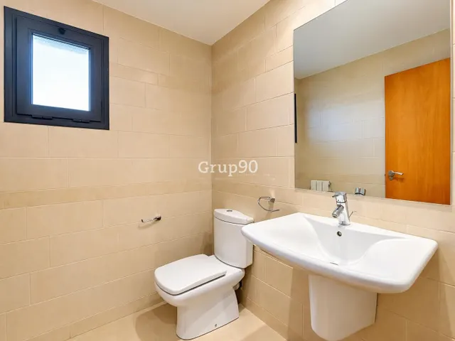 Exclusivo ático tríplex con gran terraza de 79 m2, 4 balcones y zona comunitaria con 2 piscinas y pista de pádel en cappont — 27