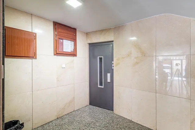 GRAN PISO JUNTO CAMPUS DE LA SALUD — 21