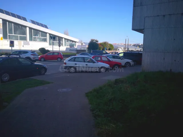 Solar en esquina frente al colegio Bergantiños - foto 5