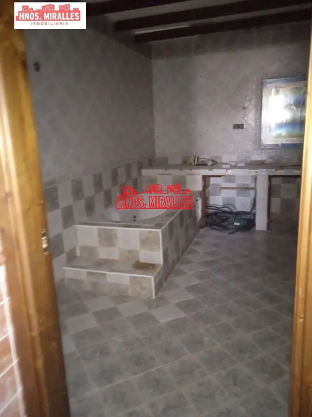 ¡¡ CASA CUEVA RÚSTICA, IDEAL PARA REFORMARLO TODO A TU GUSTO.!! — 24