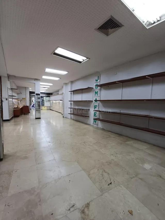 ALQUILER BAJO COMERCIAL PONTEVEDRA - foto 5