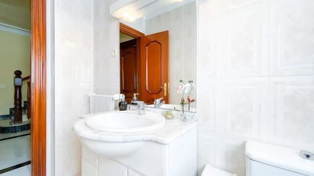 VENTA DE CHALET INDEPENDIENTE EN LA ZONA DE EL LAGAREJO, MIJAS COSTA. ¡5 DORMITORIOS Y PISCINA! — 38