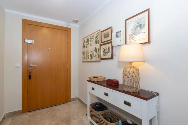 PISO CON TERRAZA, PISCINA, GARAJE Y TRASTERO EN VIALIA — 21