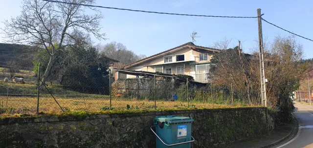 Casa y terreno de 3.000 m2. — 8