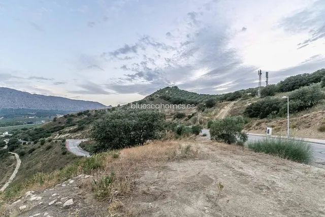 Venta de parcela en Antequera Golf, Málaga, Costa del Sol