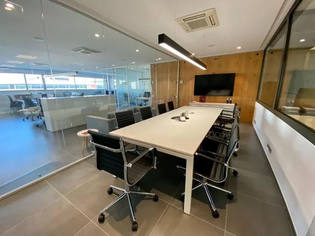 Espacio de coworking en A7 Llinars Park — 4