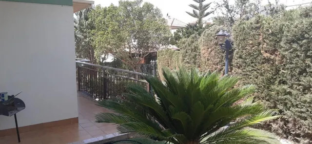 ¡Exclusivo chalet independiente en alquiler en La Alcayna!