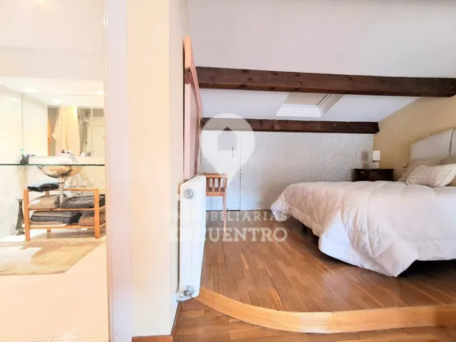 Chalet adosado en venta en Aravaca — 28
