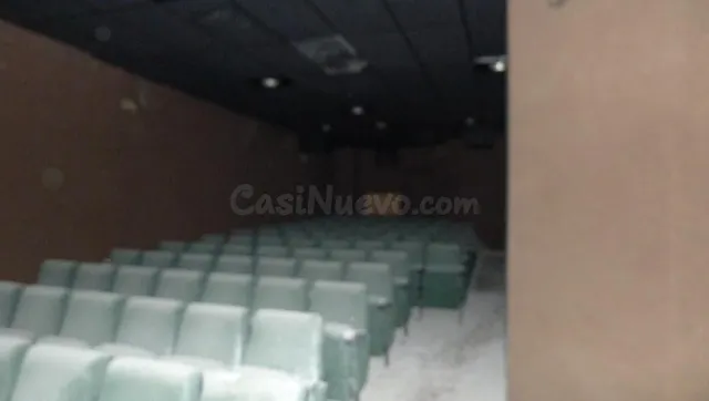 Local en el centro Antiguo Cine - foto 4