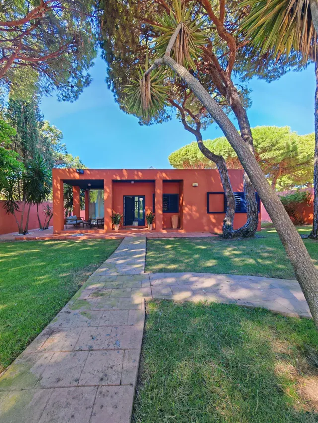 Chalet independiente reformado en pinar de los franceses | 3 dormitorios, 2 baños y piscina privada — 16