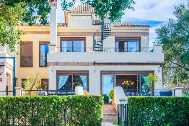 Adosado 5 habitaciones 410m² en venta - Marbella - foto 2