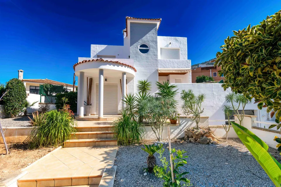 Villa 4 habitaciones 200m² en venta - ALBIR ALTO