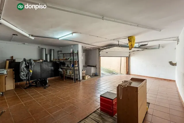 Espectacular casa independiente con piscina y grandes vistas en Monteluz (Peligros) — 46
